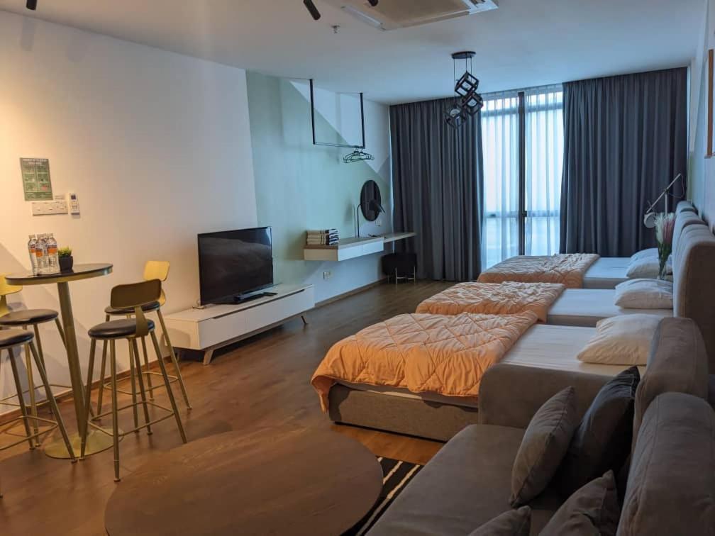 Kota Samarahan Summer Suites Apartment-The Summer Shopping Mall מראה חיצוני תמונה